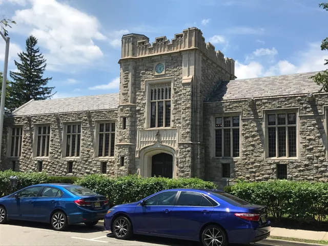 The Morristown & Morris Township Library