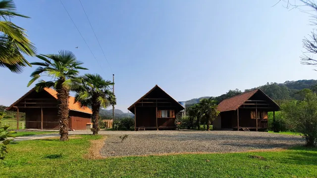 Sítio Sete Quedas -Trilha cachoeiras R$ 40 por pessoa. Hospedagem o ano inteiro!!