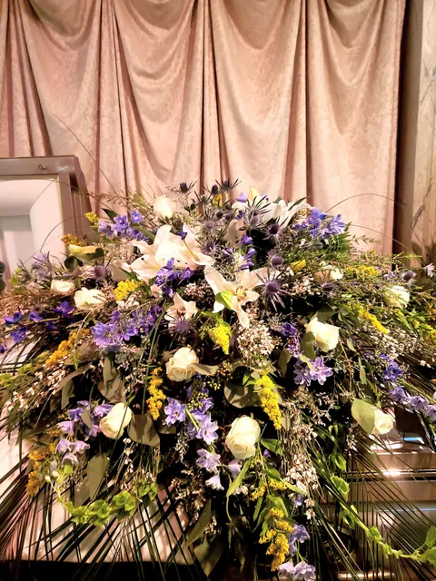 Pap & Pris Baum's Flower Shop