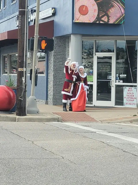 Chris Dostal's Designs In Fine Jewelry