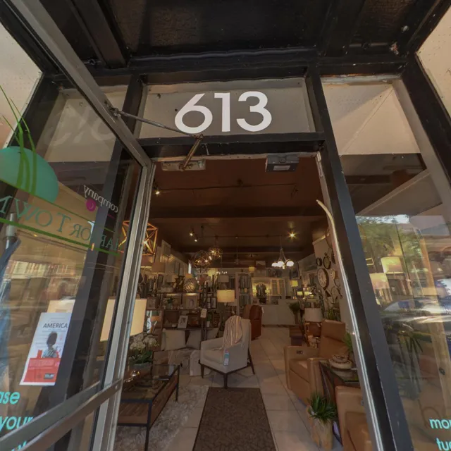 Harbor Town Interiors