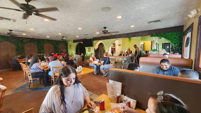 Tacos Y Mariscos 106