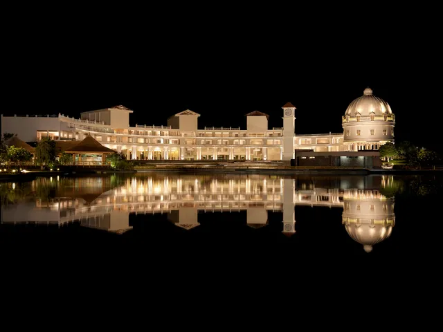 Amanora The Fern Pune, Series by Marriott