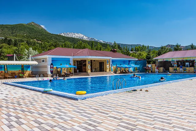 LAYNER Mountain Resort Complex