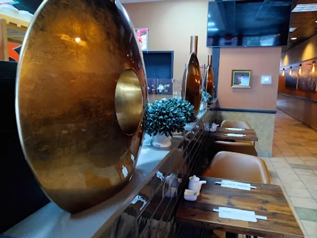 Hole in the Wall Sushi. Sushi Restaurant