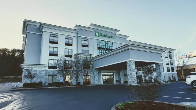 Holiday Inn Cleveland by IHG