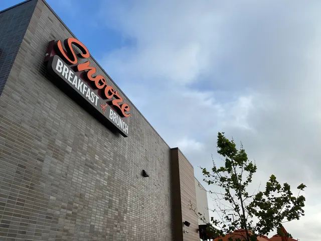 Snooze, an A.M. Eatery