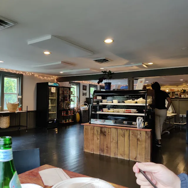 Cibo Italian Kitchen & Market