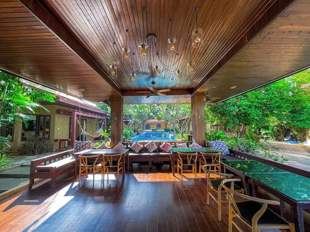 ชานไม้หอม รีสอร์ท