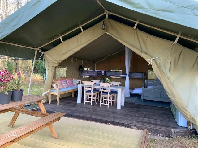 Pipowagen & Kampeerhoeve ‘s Gravenhof