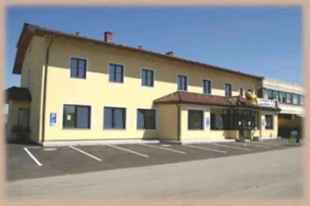 Gasthaus-Pension-zum Löwen