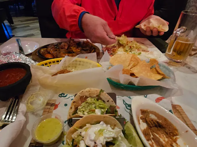 El Asadero Bar and Mexican Grill