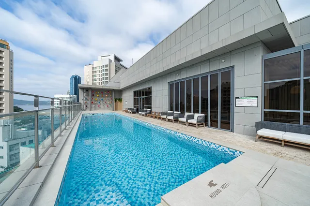 Hound Garden&Terrace Hotel