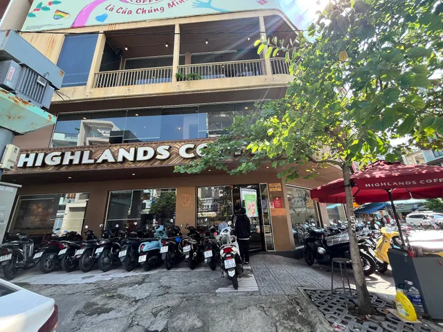 Highlands Coffee – Ta Uyen