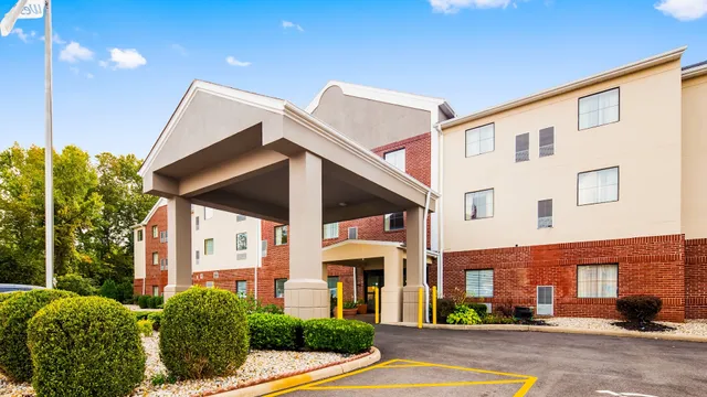 Country Inn & Suites