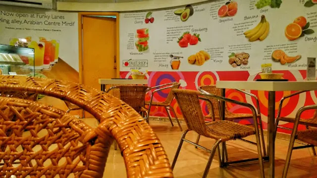 Fruit Shop on Greams Road, Kodambakkam