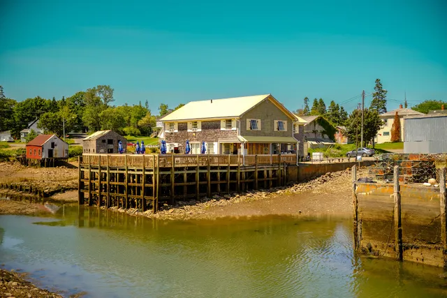 Tides Inn and Social