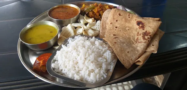 Hotel Prachi Veg and Non Veg