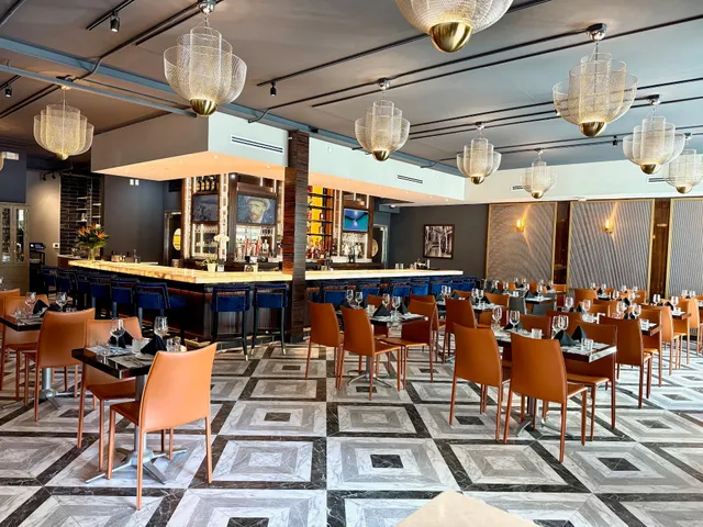 Ottimo on 5th - Cucina & Bar