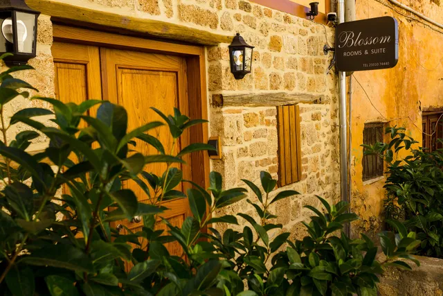 Blossom rooms & suite