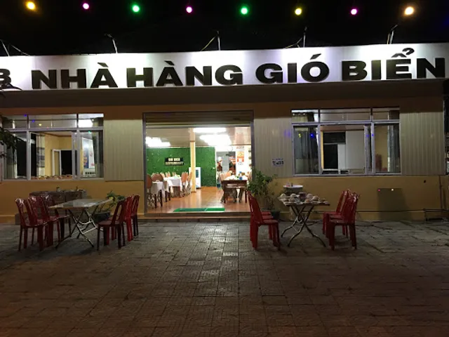 nhà hàng gió biển