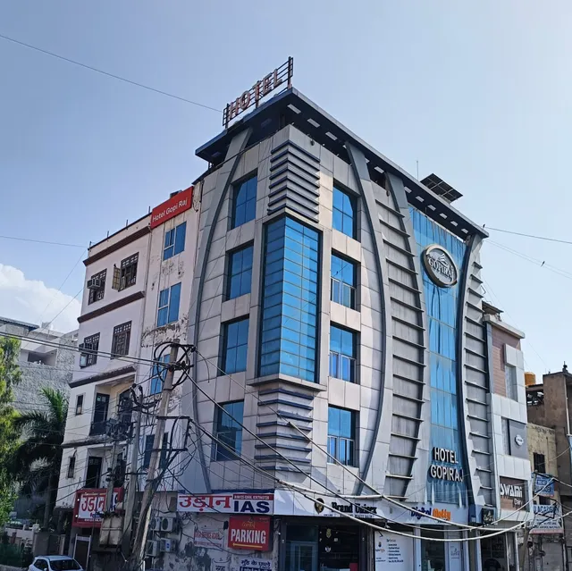 OYO 48542 Hotel Capital