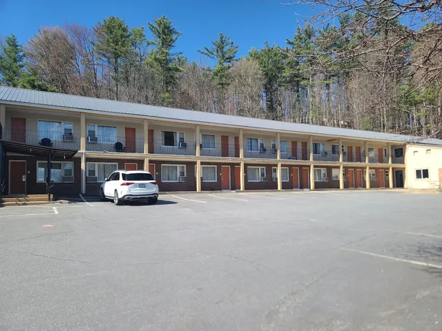 Tilton Lodge Inn and Suites