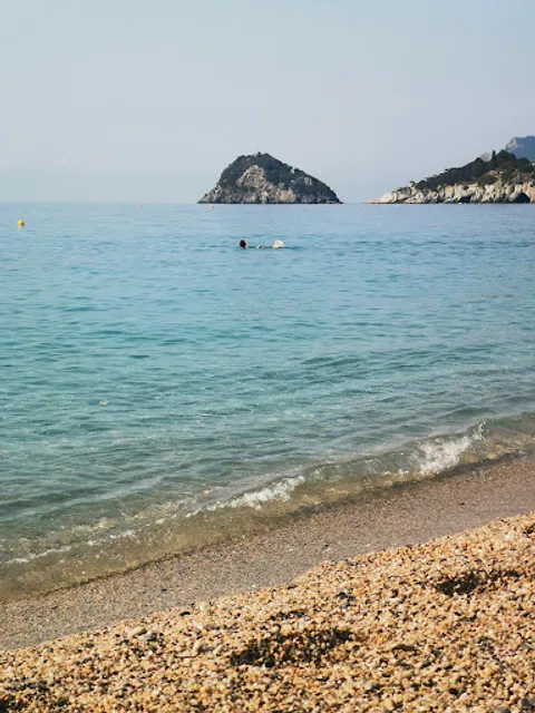 Billabong beach cafe