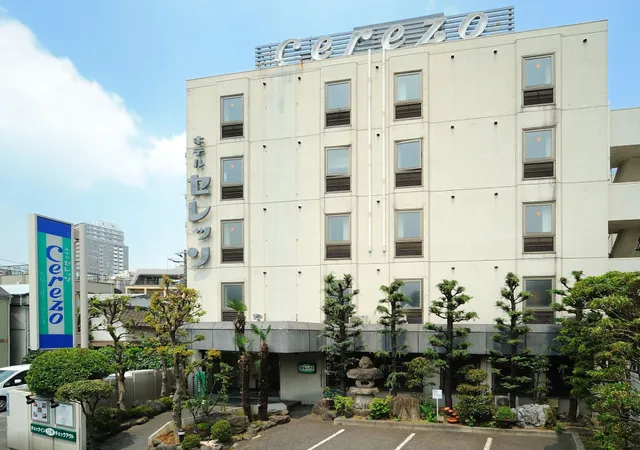 cerezo Hotel
