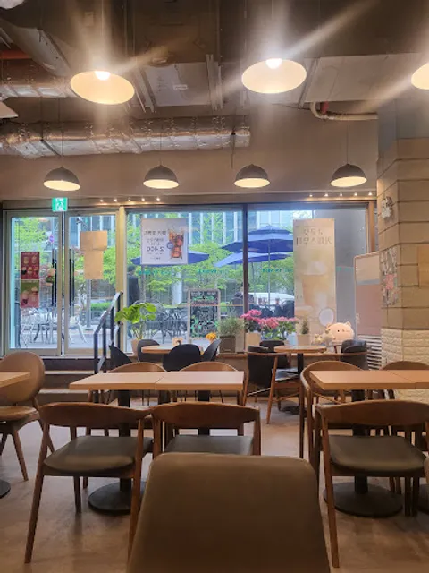 우림 w city 카페 인니스