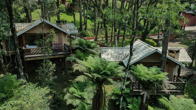 Viviê | Pousada do Avião