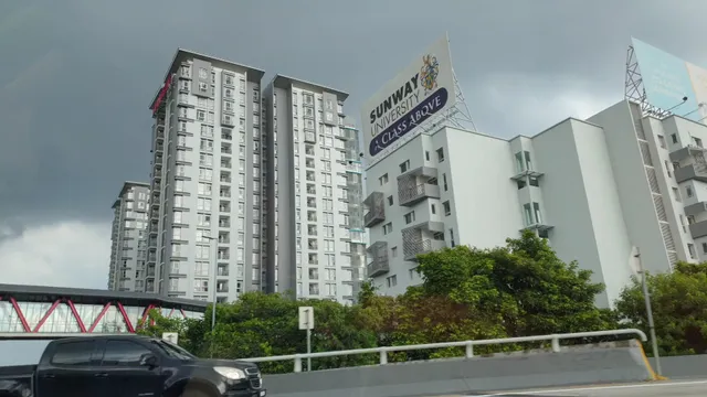 Sunway House Waterfront Residence