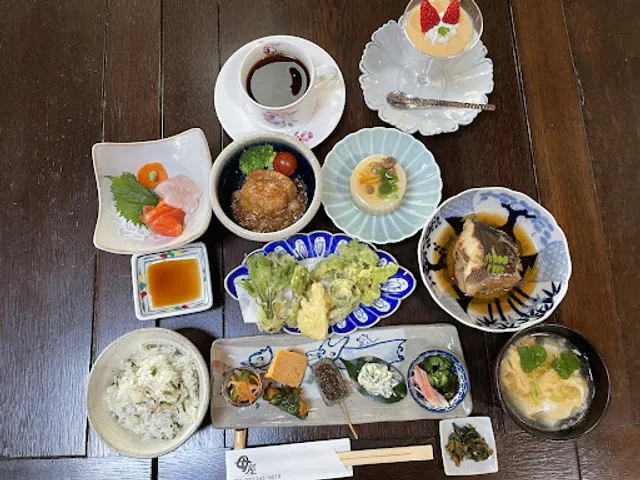 Home Restaurant Motoya