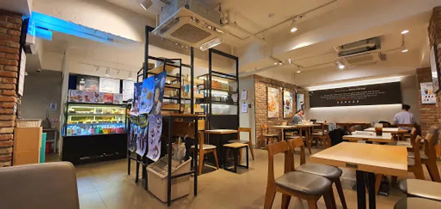 Ediya Coffee Yeonnam-dong