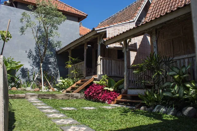 Belimbing Guest House