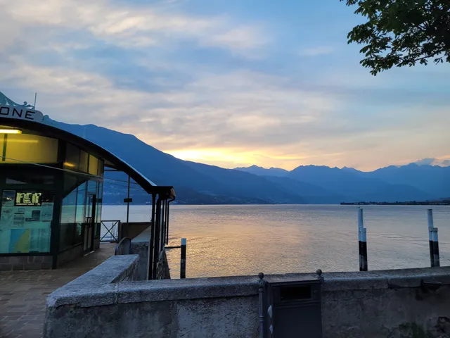 Fall in Love with Como Lake