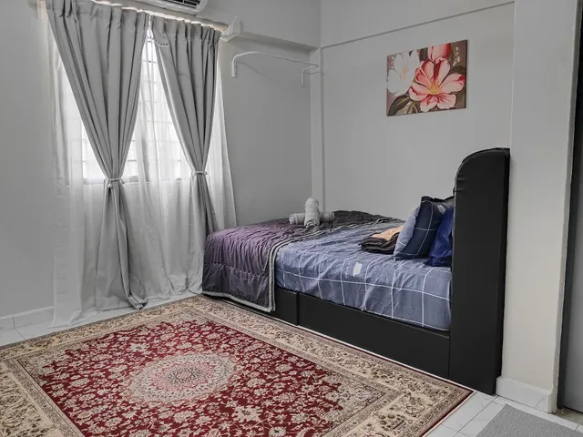 Nur Homestay Damansara Damai