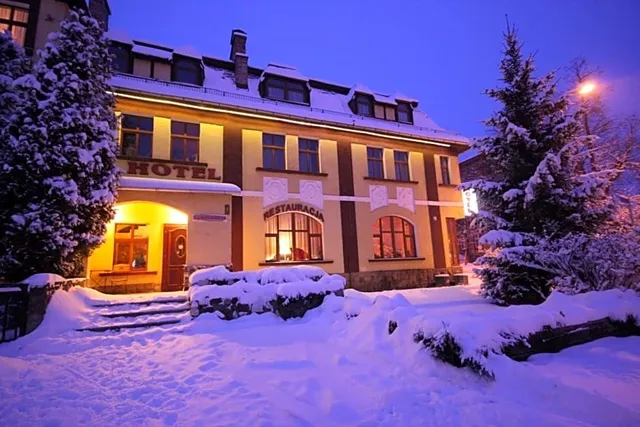 Hotel i Restauracja Karkonosze