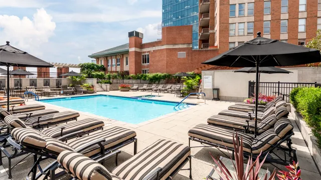 Spinnaker Bay at Harbor East