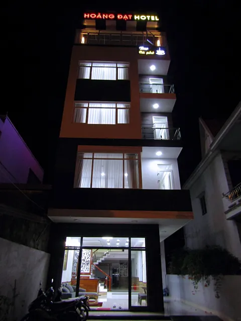 Khách sạn Hoàng Đạt