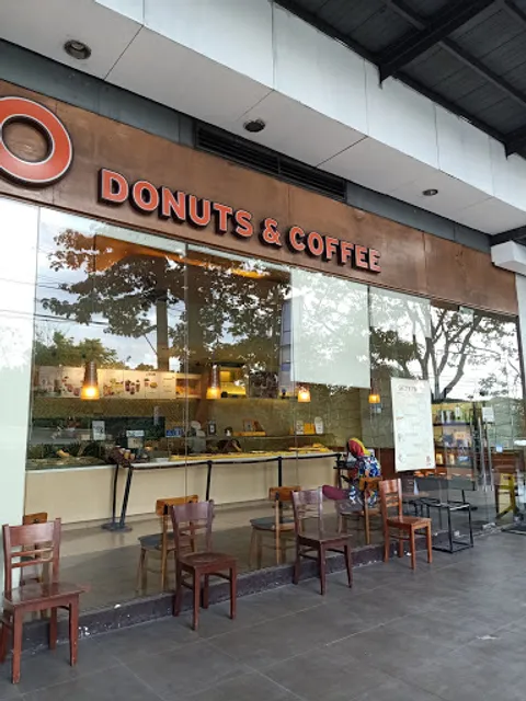 J.CO Donuts & Coffee