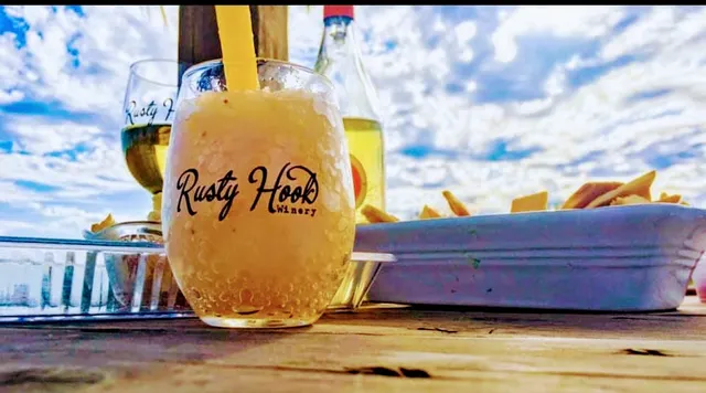 Rusty Hook Winery