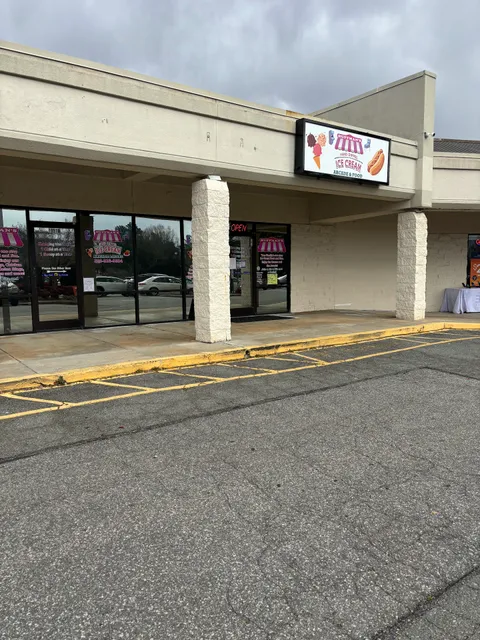 Huffman's Hand Dipped Ice Cream Parlor