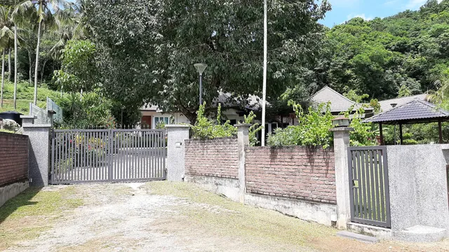 KHALISHAH HILL VILLA