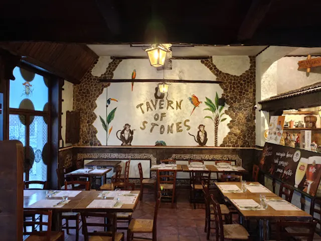 Pizzeria Taver of Stones
