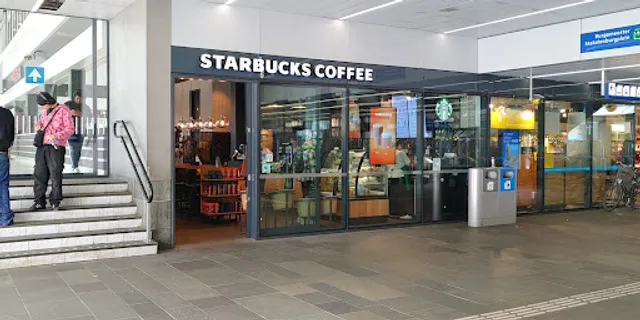 Starbucks Tilburg Station