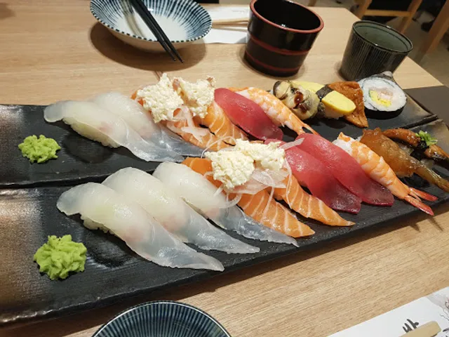 상무초밥 용봉직영점