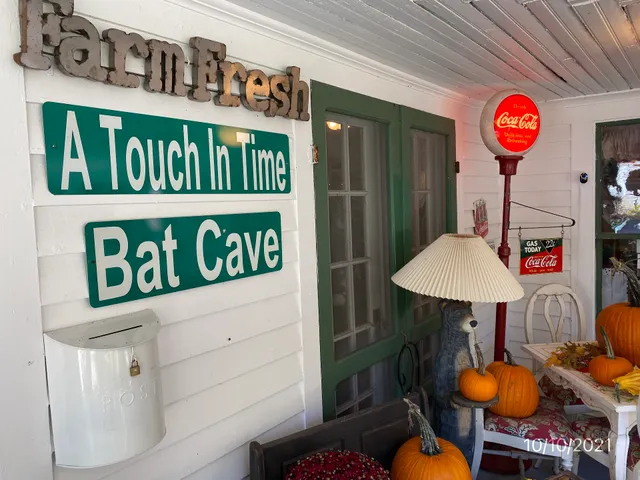 A Touch In Time Gift Shoppe