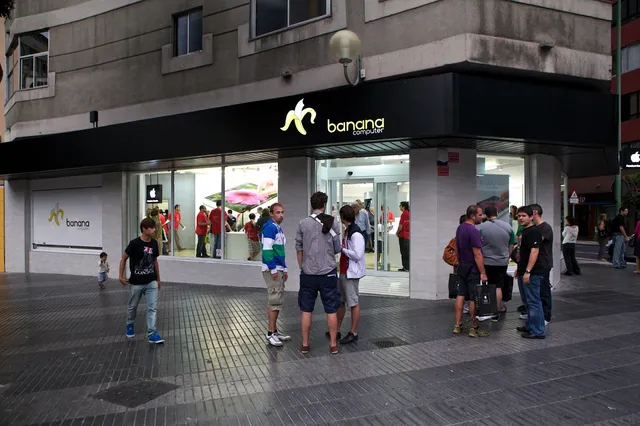 Banana Computer Apple Premium Reseller