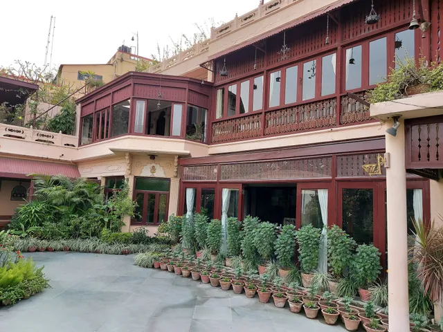 Hotel Ganges View,Assi Ghat B1/163.